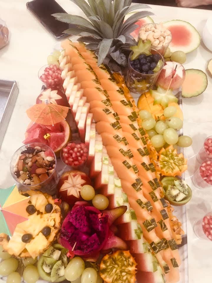 فواكه مزينه